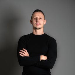 Роман Гордиенко