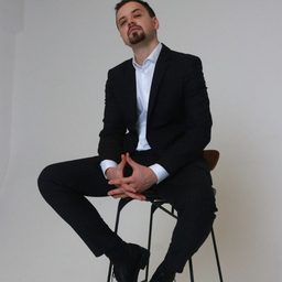 Антон Громов